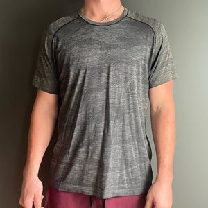 COPY - Lululemon Metal Vent Tech